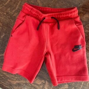 Boy’s Sz 6 Medium 5-6 Years Old Nike Red Athletic Shorts Elastic Waistband